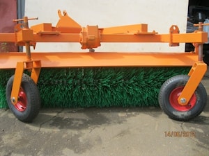 Щетка дорожная дисковая в сборе ТНД-82-2